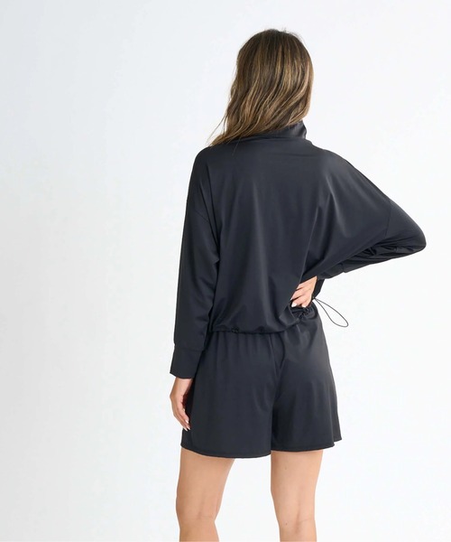 ROXY（ロキシー）の「AURORA STAND/ロキシードローコード付き長袖ジップアップラッシュガード(水着）（ラッシュガード・レディース・ホワイト/ピンク/ブラウン/ブラック/オフホワイト/ブラック系その他・SMALL/MEDIUM/LARGE）」の20枚目の写真