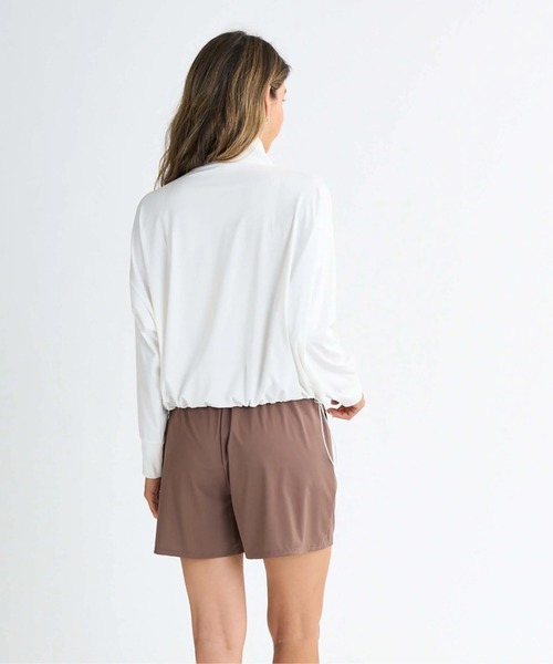 ROXY（ロキシー）の「AURORA STAND/ロキシードローコード付き長袖ジップアップラッシュガード(水着）（ラッシュガード・レディース・ホワイト/ピンク/ブラウン/ブラック/オフホワイト/ブラック系その他・SMALL/MEDIUM/LARGE）」の9枚目の写真