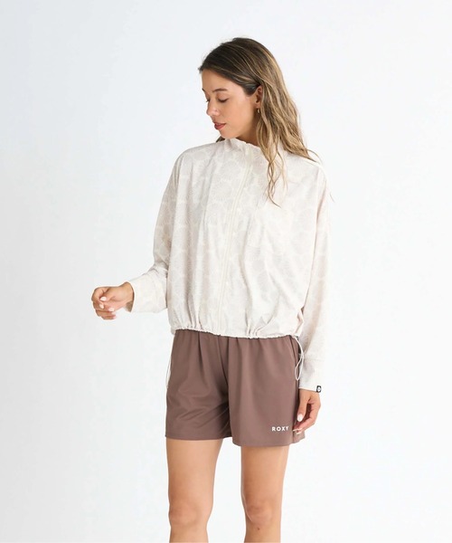 ROXY（ロキシー）の「AURORA STAND/ロキシードローコード付き長袖ジップアップラッシュガード(水着）（ラッシュガード・レディース・ホワイト/ピンク/ブラウン/ブラック/オフホワイト/ブラック系その他・SMALL/MEDIUM/LARGE）」の10枚目の写真