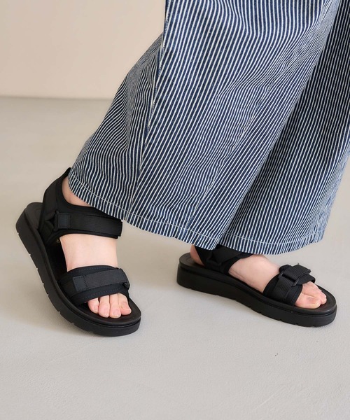 studio CLIP(スタディオクリップ)の「【軽量】軽らくベルトスポサン(サンダル・レディース・オフホワイト/ブラック/カーキ/ベージュ・MEDIUM/LARGE/SMALL)」の3枚目の写真
