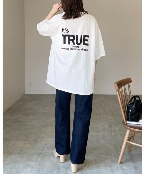 She's Closet(シーズクローゼット)の「オーバーサイズ半袖ロゴバックプリントTシャツ(Tシャツ/カットソー・レディース・ホワイト/ブラック・FREE)」の14枚目の写真