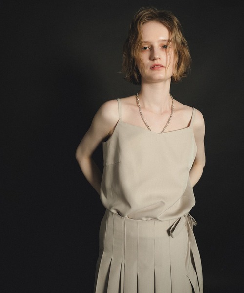 et.UNiVER(エトユニベール)の「Pleats skirt sheer jk set up(ドレス・レディース・ブラウン/ベージュ/ブラック・SMALL/LARGE/MEDIUM)」の21枚目の写真