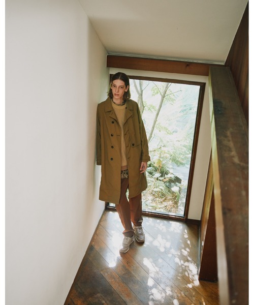 WHITE MOUNTAINEERING（ホワイトマウンテニアリング）の「【White Mountaineering / ホワイトマウンテニアリング】WM × REEBOK CLASSIC LEATHER（スニーカー・メンズ・グレー/キャメル・26.5/27）」の3枚目の写真