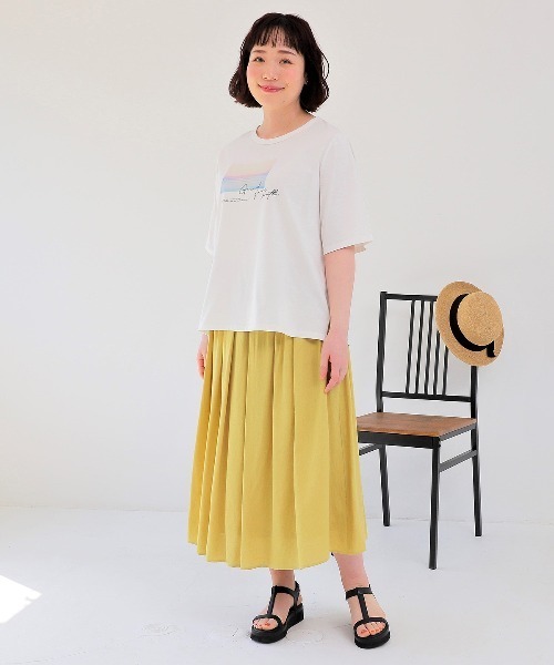 MB mint breeze(エムビーミントブリーズ)の「【L~5L 大きいサイズ】コットン天竺グラフィックTシャツ 半袖 春夏(Tシャツ/カットソー・レディース・オレンジ/オフホワイト/グレー・3L/4L/5L/LL/L)」の5枚目の写真