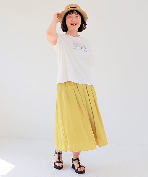 MB mint breeze(エムビーミントブリーズ)の「【L~5L 大きいサイズ】コットン天竺グラフィックTシャツ 半袖 春夏(Tシャツ/カットソー・レディース・オレンジ/オフホワイト/グレー・3L/4L/5L/LL/L)」の6枚目の写真