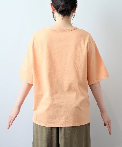 MB mint breeze(エムビーミントブリーズ)の「【L~5L 大きいサイズ】コットン天竺グラフィックTシャツ 半袖 春夏(Tシャツ/カットソー・レディース・オレンジ/オフホワイト/グレー・3L/4L/5L/LL/L)」の21枚目の写真