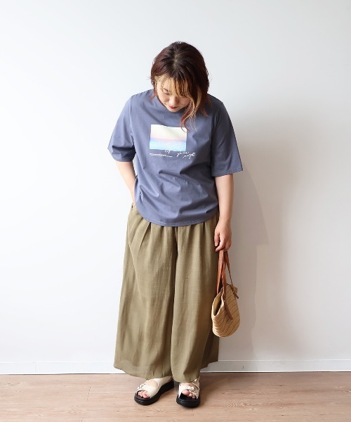 MB mint breeze(エムビーミントブリーズ)の「【L~5L 大きいサイズ】コットン天竺グラフィックTシャツ 半袖 春夏(Tシャツ/カットソー・レディース・オレンジ/オフホワイト/グレー・3L/4L/5L/LL/L)」の15枚目の写真