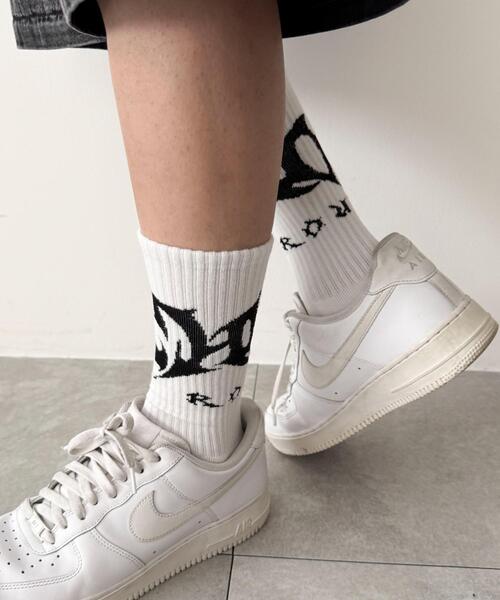 SHORT ROUND（ショートラウンド）の「SHORT ROUND/トライバルロゴソックス（ソックス/靴下・メンズ・ブラック/ホワイト/ライトグレー・FREE）」の4枚目の写真