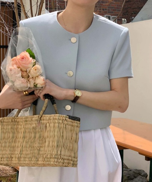 Doula Doula(ドゥーラドゥーラ)の「ラウンドネックハーフスリーブジャケット(ノーカラージャケット・レディース・ブラック/アイボリー/ブルー・FREE)」の3枚目の写真