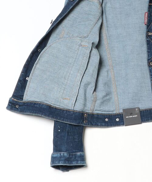 DSQUARED2（ディースクエアード）の「Dan Jean Jacket Medium Easy Wash/0251（デニムジャケット・メンズ・ブルー・52/50/48/46）」の3枚目の写真