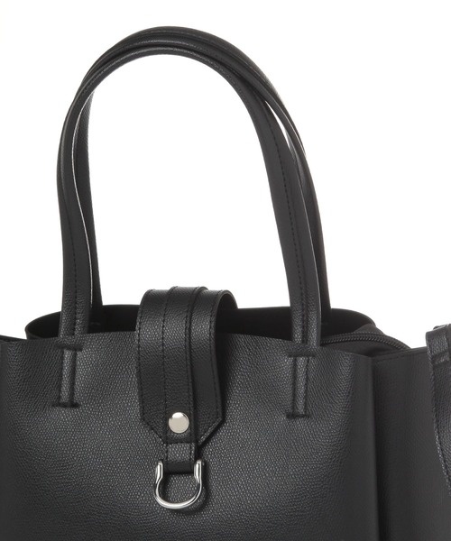 LAKOLE（ラコレ）の「2WAYスクエアベルトトートバッグ / 493914（トートバッグ・レディース・ブラック/グレイッシュベージュ/ブラウン・FREE）」の10枚目の写真