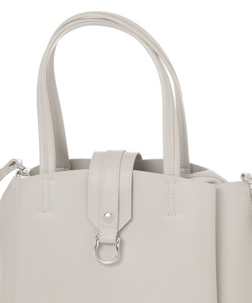 LAKOLE（ラコレ）の「2WAYスクエアベルトトートバッグ / 493914（トートバッグ・レディース・ブラック/グレイッシュベージュ/ブラウン・FREE）」の15枚目の写真