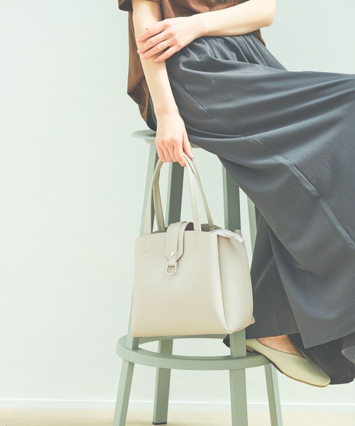 LAKOLE（ラコレ）の「2WAYスクエアベルトトートバッグ / 493914（トートバッグ・レディース・ブラック/グレイッシュベージュ/ブラウン・FREE）」の21枚目の写真