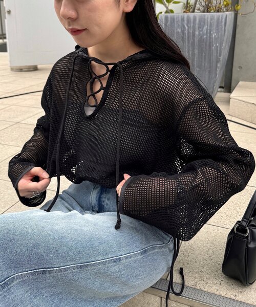 Kastane(カスタネ)の「*メッシュレースアップパーカー(パーカー・レディース・ブラック/オフホワイト/モカ・SMALL/LARGE)」の19枚目の写真