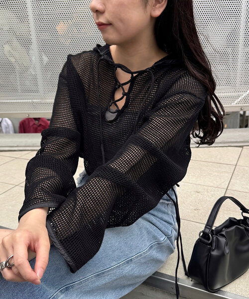 Kastane(カスタネ)の「*メッシュレースアップパーカー(パーカー・レディース・ブラック/オフホワイト/モカ・SMALL/LARGE)」の20枚目の写真