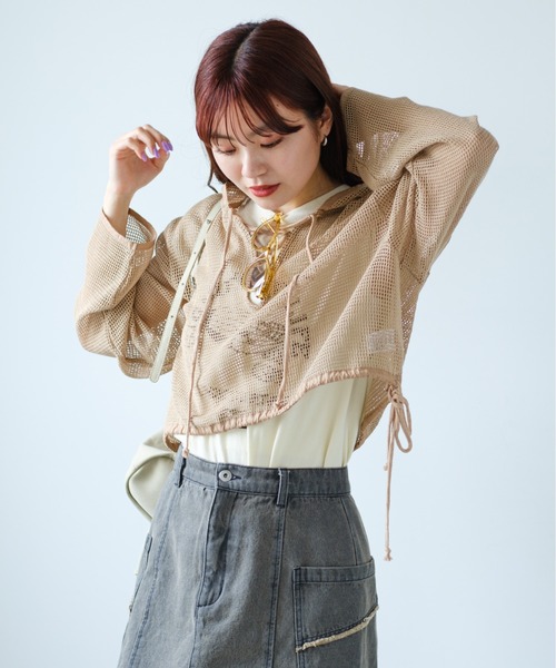 Kastane(カスタネ)の「*メッシュレースアップパーカー(パーカー・レディース・ブラック/オフホワイト/モカ・SMALL/LARGE)」の3枚目の写真