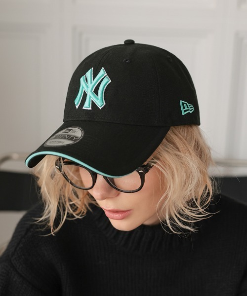 NEW ERA（ニューエラ）の「【NEW ERA】9TWENTY サンドイッチロングバイザー MLB Donoban別注[BSC]（キャップ・メンズ・ブラック系その他2/ブラック系その他/ブルー系その他/ネイビー/ブルー/ブラック系その他3/ブラック系その他4・F）」の4枚目の写真