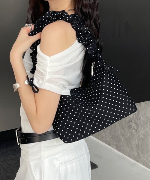 HALEY PESCA(ヘーリーペスカ)の「HALEY PESCA/2Way シャーリングドット柄バッグ(ショルダーバッグ・レディース・ホワイト/ブラック・FREE)」の13枚目の写真