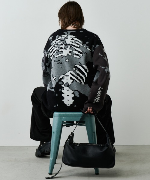 AIVER（アイバー）の「AIVER　骨ニット（ニット/セーター・メンズ・ブラック/ライトグレー/ブルー・SMALL/LARGE/MEDIUM）」の13枚目の写真