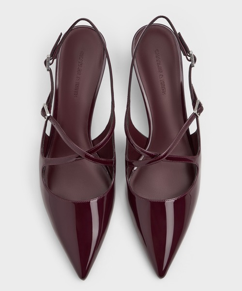 CHARLES & KEITH(チャールズ & キース)の「ポインテッドトゥ クロスオーバースリングバックキトゥンヒール(パンプス・レディース・ブラック/オフホワイト/マルーン・22cm/22.5cm/23cm/23.5cm/24.5cm/25cm/25.5cm/26.5cm)」の12枚目の写真