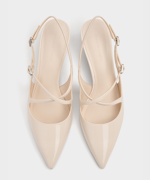 CHARLES & KEITH(チャールズ & キース)の「ポインテッドトゥ クロスオーバースリングバックキトゥンヒール(パンプス・レディース・ブラック/オフホワイト/マルーン・22cm/22.5cm/23cm/23.5cm/24.5cm/25cm/25.5cm/26.5cm)」の16枚目の写真