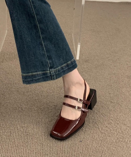 Lace Ladies(レースレディース)の「パテント スクエアトゥ ダブルストラップ スリングバック パンプス(パンプス・レディース・ブラック/アイボリー/ワインレッド・22.5cm/23cm/23.5cm/24cm/24.5cm/25cm)」の5枚目の写真