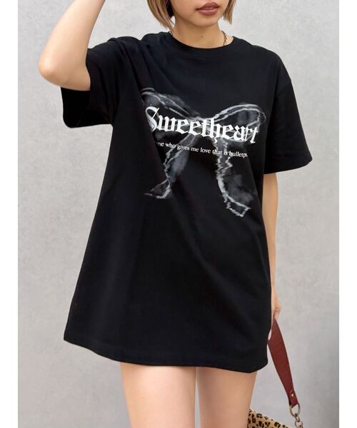 EVRIS（エヴリス）の「フロントリボングラフィックBIG Tシャツ（Tシャツ/カットソー・レディース・ホワイト/レッド/ブラック・FREE）」の2枚目の写真