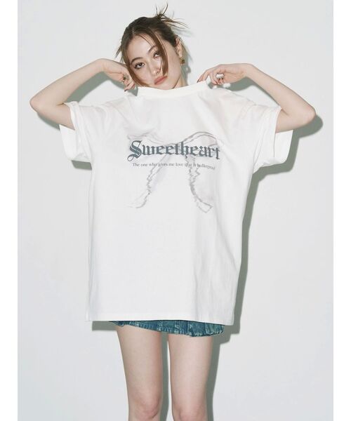 EVRIS（エヴリス）の「フロントリボングラフィックBIG Tシャツ（Tシャツ/カットソー・レディース・ホワイト/レッド/ブラック・FREE）」の6枚目の写真