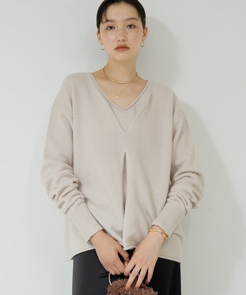 GALLARDAGALANTE（ガリャルダガランテ）の「ウールカシミヤタックVプルオーバー（ニット/セーター・レディース・チャコールグレー/ベージュ・FREE）」の18枚目の写真