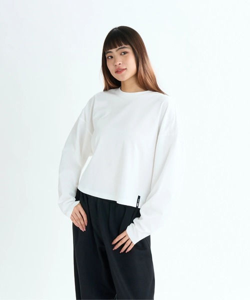 ROXY（ロキシー）の「TRIPLE HEARTS L/S TE/ロキシー速乾UVケアショート丈バックロゴプリント長袖ロンT（Tシャツ/カットソー・レディース・ホワイト/ブラック/ミント・LARGE/MEDIUM/SMALL）」の5枚目の写真