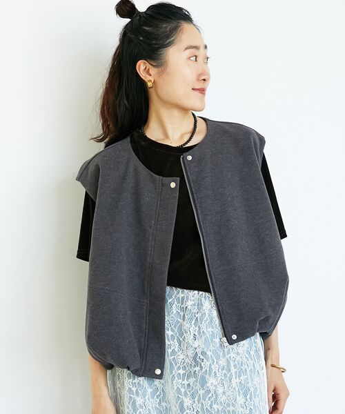 le.coeur blanc（ルクールブラン）の「メルトンバルーンベスト（その他アウター・レディース・グレイッシュベージュ/チャコールグレー・38）」の15枚目の写真