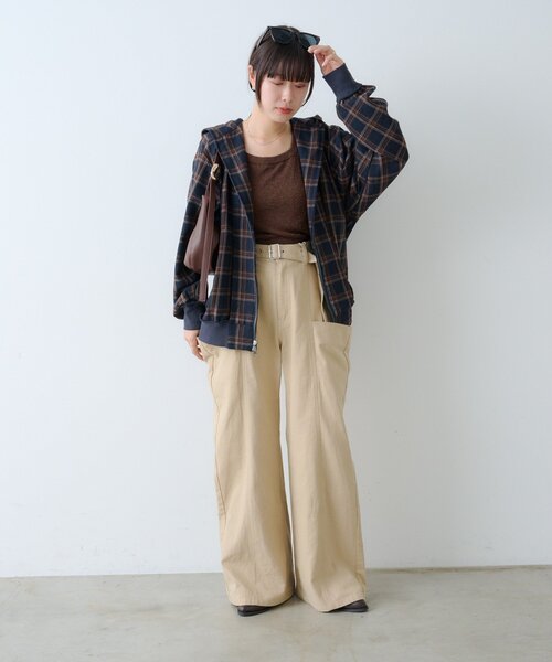 WHIMSIC（ウィムジック）の「【UNISEX】チェックジップフーディーシャツ（シャツ/ブラウス・メンズ・ベージュ/ネイビー/ブラック・FREE）」の11枚目の写真