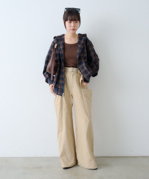 WHIMSIC（ウィムジック）の「【UNISEX】チェックジップフーディーシャツ（シャツ/ブラウス・メンズ・ベージュ/ネイビー/ブラック・FREE）」の12枚目の写真