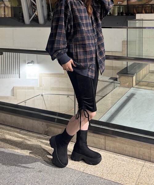 WHIMSIC（ウィムジック）の「【UNISEX】チェックジップフーディーシャツ（シャツ/ブラウス・メンズ・ベージュ/ネイビー/ブラック・FREE）」の17枚目の写真