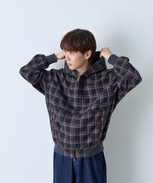 WHIMSIC（ウィムジック）の「【UNISEX】チェックジップフーディーシャツ（シャツ/ブラウス・メンズ・ベージュ/ネイビー/ブラック・FREE）」の21枚目の写真