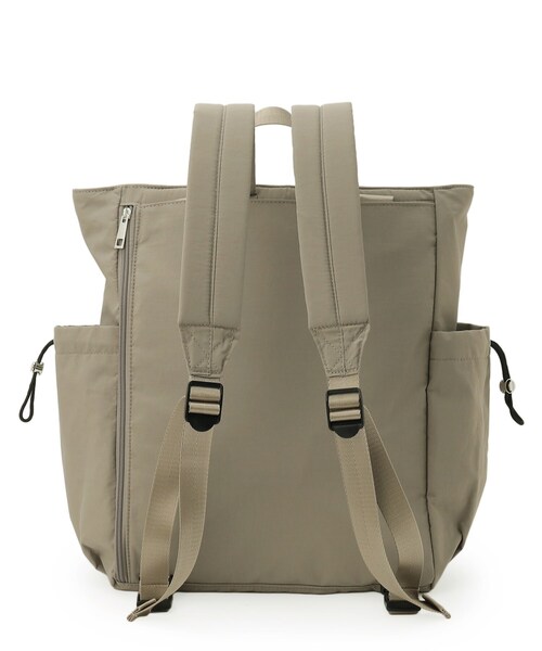 SHOO・LA・RUE（シューラルー）の「【撥水】トートにもなる2WAYリュック（バックパック/リュック・レディース・グレー/ブラック・00）」の11枚目の写真