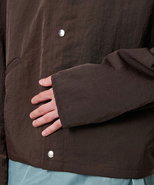 MONKEY TIME（モンキータイム）の「ヴィンテージ ナイロン ツイル レザーライク カラー ジャケット（ブルゾン・メンズ・ダークブラウン/ブラック・S/M/L/XL）」の14枚目の写真