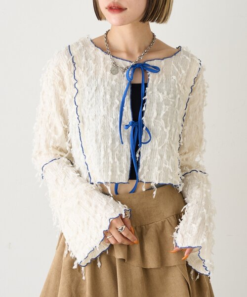 w closet(ダブルクローゼット)の「【25AW】配色メロウボレロブラウス(Tシャツ/カットソー・レディース・ブラック/ブルー/ベージュ/アイボリー/グリーン・FREE)」の7枚目の写真