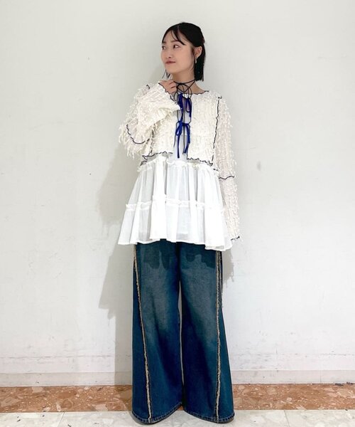 w closet(ダブルクローゼット)の「【25AW】配色メロウボレロブラウス(Tシャツ/カットソー・レディース・ブラック/ブルー/ベージュ/アイボリー/グリーン・FREE)」の18枚目の写真