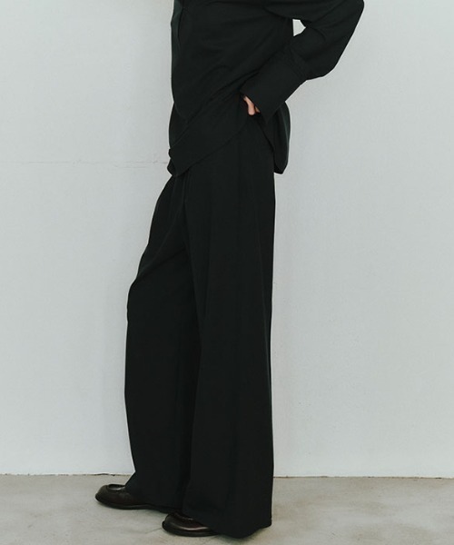 ETRE TOKYO(エトレトウキョウ)の「SANTEウエストドロストセミワイドパンツ(その他パンツ・レディース・グレー/ネイビー・S/M)」の2枚目の写真