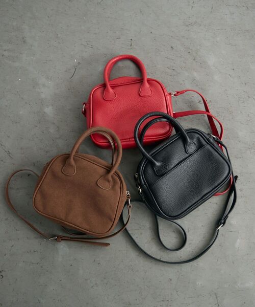 RETRO GIRL（レトロガール）の「スクエアショルダーバッグ（ショルダーバッグ・レディース・ブラック/レッド/ブラウン・ONE SIZE）」の4枚目の写真