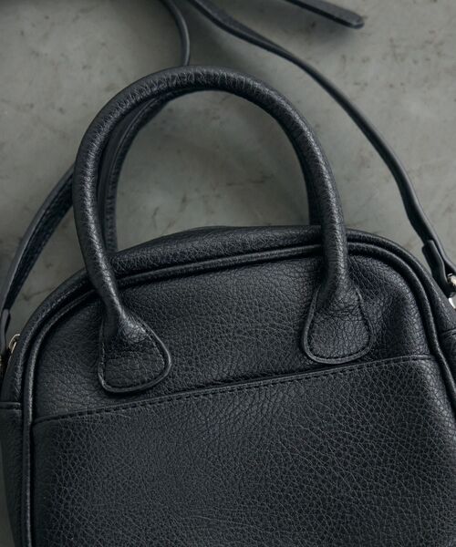 RETRO GIRL（レトロガール）の「スクエアショルダーバッグ（ショルダーバッグ・レディース・ブラック/レッド/ブラウン・ONE SIZE）」の7枚目の写真