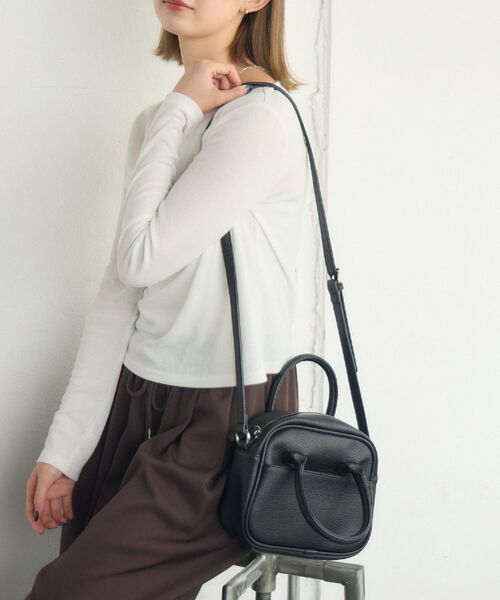 RETRO GIRL（レトロガール）の「スクエアショルダーバッグ（ショルダーバッグ・レディース・ブラック/レッド/ブラウン・ONE SIZE）」の10枚目の写真