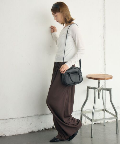 RETRO GIRL（レトロガール）の「スクエアショルダーバッグ（ショルダーバッグ・レディース・ブラック/レッド/ブラウン・ONE SIZE）」の11枚目の写真