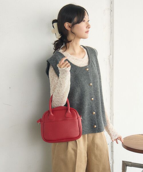 RETRO GIRL（レトロガール）の「スクエアショルダーバッグ（ショルダーバッグ・レディース・ブラック/レッド/ブラウン・ONE SIZE）」の19枚目の写真