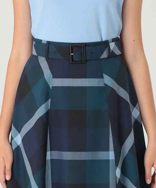 BLUE LABEL CRESTBRIDGE（ブルーレーベルクレストブリッジ）の「クレストブリッジチェックウールポリエステルフレアスカート（スカート・レディース・レッド/ダークネイビー/ベージュ系その他・38/36）」の14枚目の写真