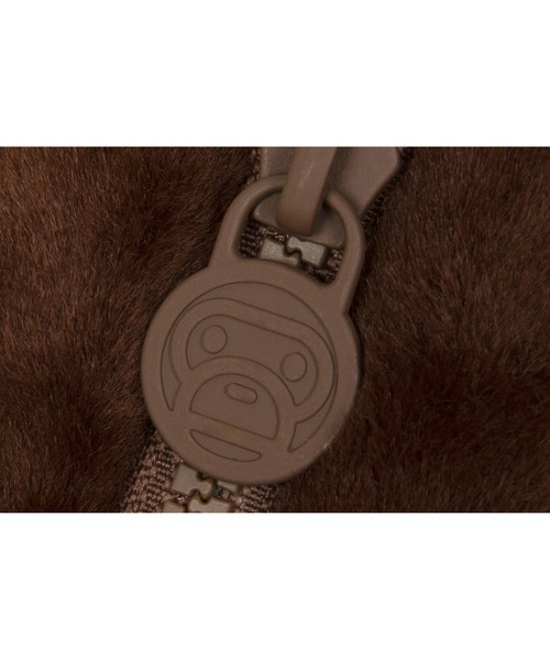 A BATHING APE(アベイシングエイプ)の「BABY MILO PLUSH BACKPACK(バックパック/リュック・メンズ・ブラウン・FREE)」の4枚目の写真