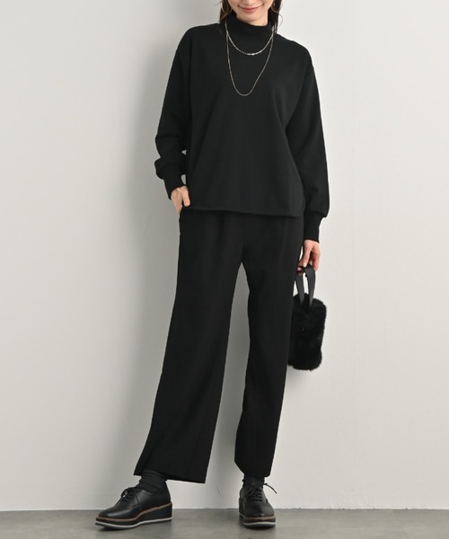 aunt lily(アントリリー)の「リブコンビ裏毛ハイネックプルオーバー 秋冬 リラックスシルエット(Tシャツ/カットソー・レディース・オフホワイト/ブラック・3L/L/S/LL/M)」の7枚目の写真