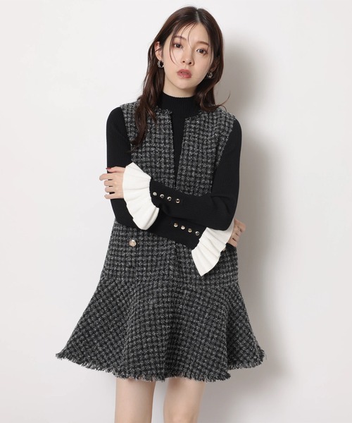 Rirandture(リランドチュール)の「フレアスリーブリブニット(ニット/セーター・レディース・レッド/ブラック/オフホワイト・2)」の5枚目の写真