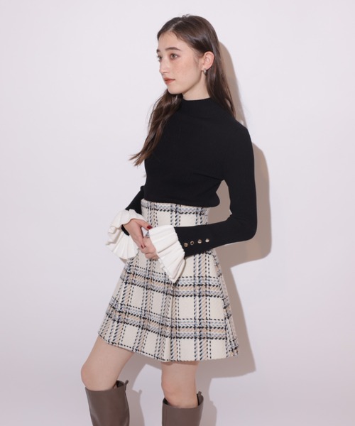 Rirandture(リランドチュール)の「フレアスリーブリブニット(ニット/セーター・レディース・レッド/ブラック/オフホワイト・2)」の17枚目の写真